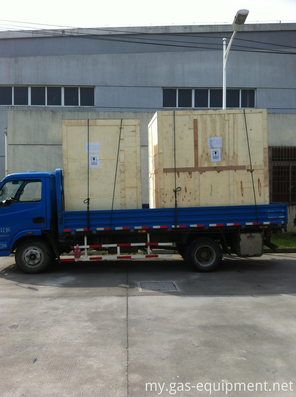 အလိုအလျောက်အမိုးနီးယား Crackers H2 Generator Ammonia Cracker Indoultrial Indoultrial H2 မီးစက်